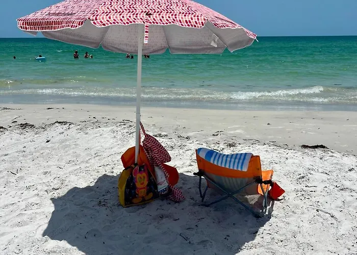 Steps To Beach-heated Pool-dock & Putting Apartment Clearwater Beach