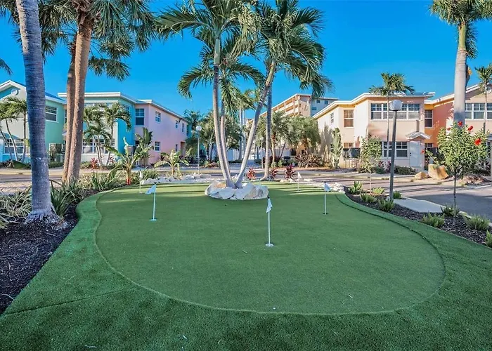 Steps To Beach-heated Pool-dock & Putting Clearwater Beach